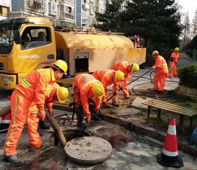 桦南市政管道清淤