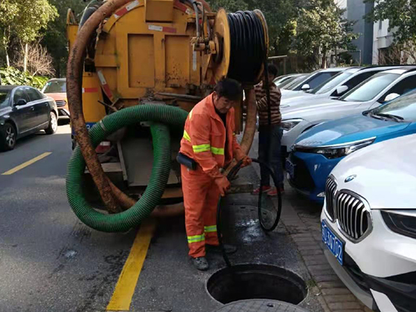 桦南排污管道清淤